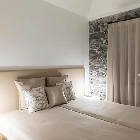 In Our Cozy And Wonderful Casa Da Rosinha アルコ・ダ・カリェタ